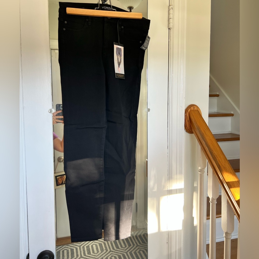 NWT Liverpool black skinny jeans, size 4/size 27